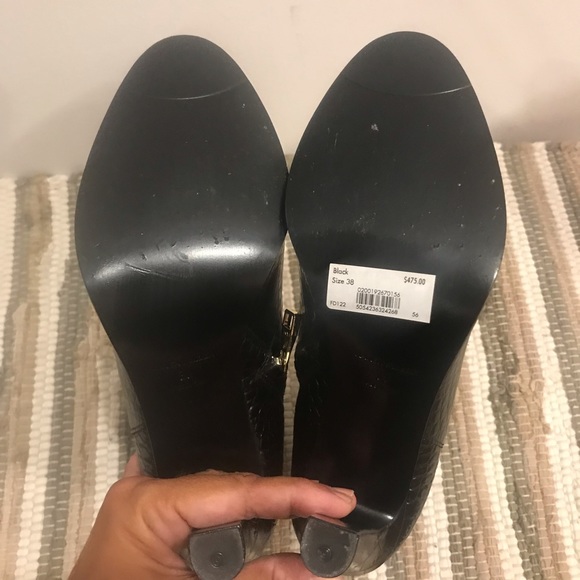 Karen Millen black leather embossed ankle boots. Size 7.5. NWT. - Picture 11 of 13